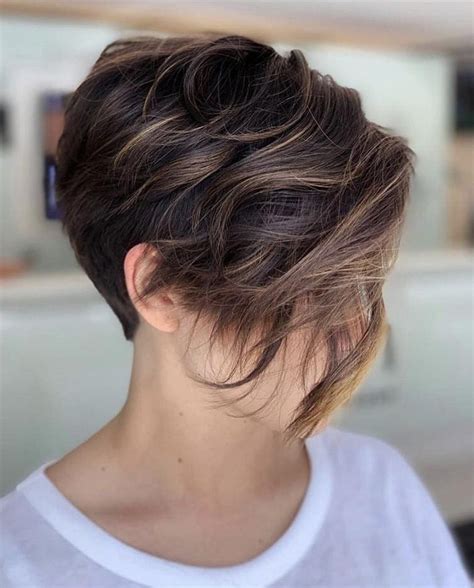 pictures of short pixie style haircuts|short pixie cut back view.